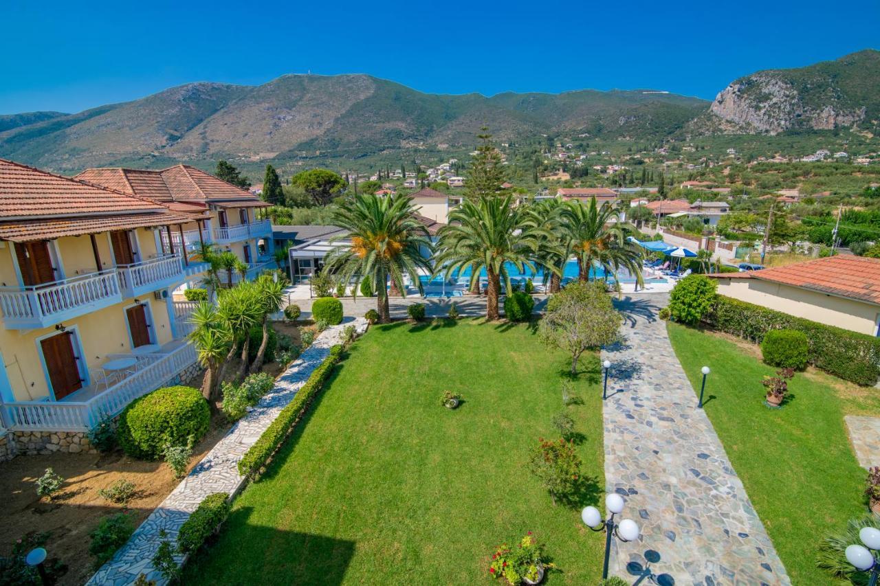 Garden Village Aparthotel 2*