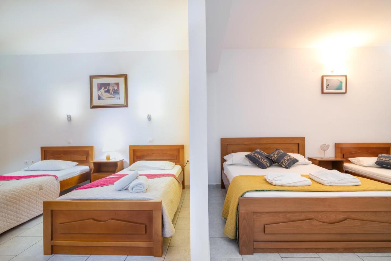 Garden Village Aparthotel 2*